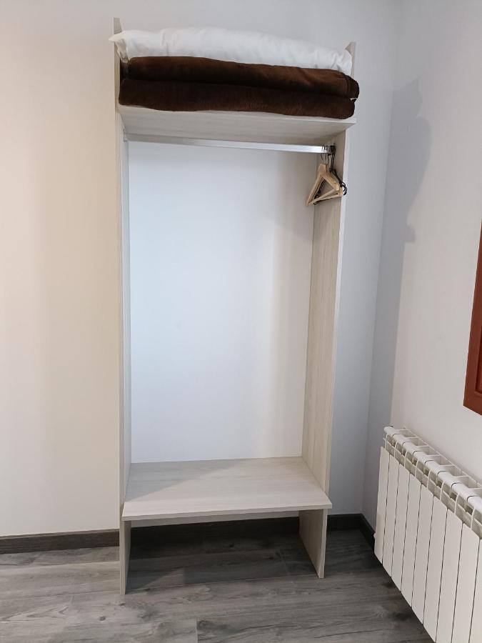 Mirador De Ribadiso Ostello Arzúa Esterno foto